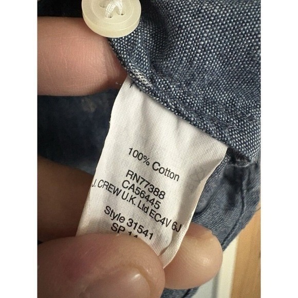 J.Crew Chambray Polka Dot Button Down Shirt Large Blue Denim Casual Preppy - Picture 4 of 5